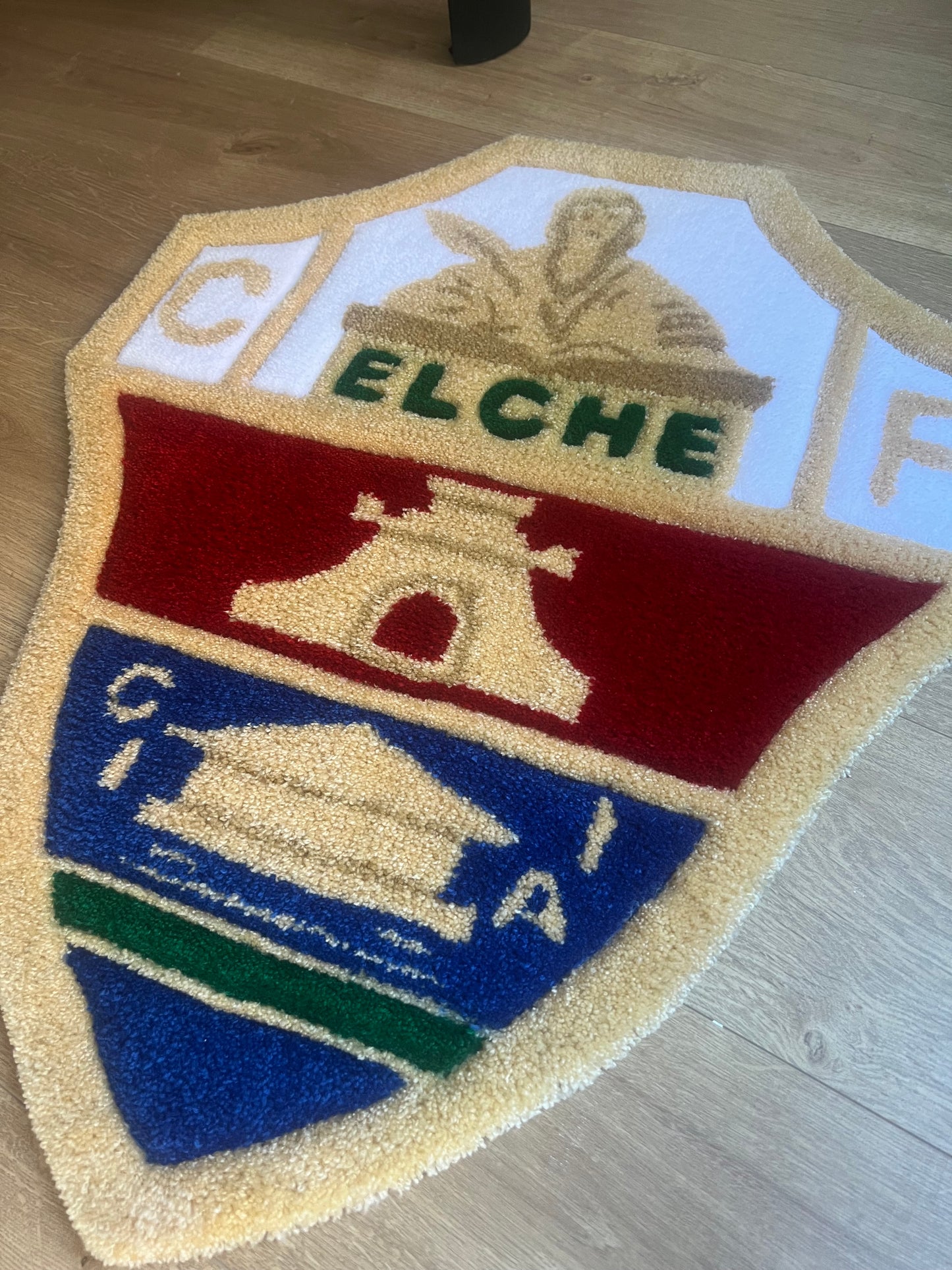 Elche Rug